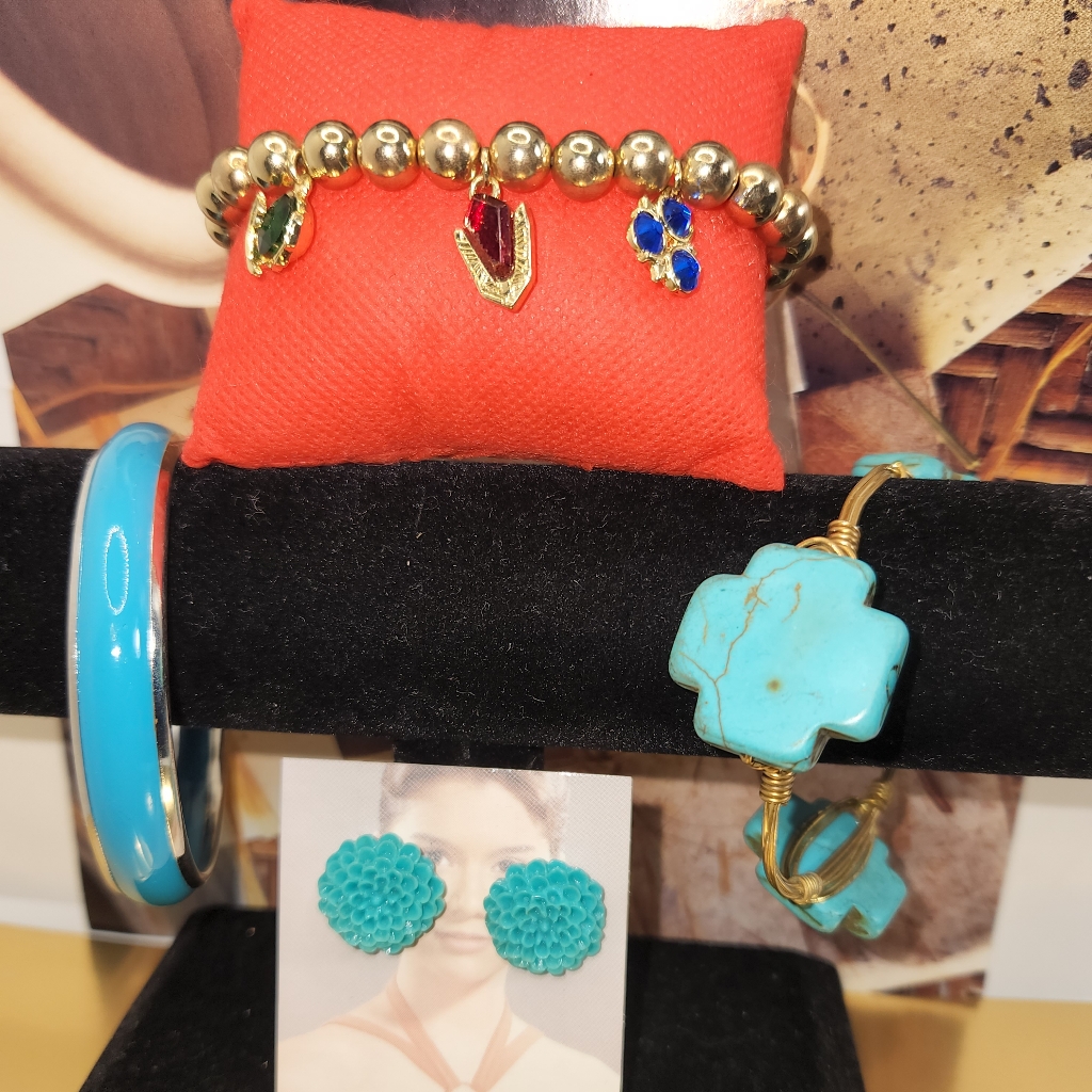 Bourbon & Boweties Bracelet, With Extra Gift.